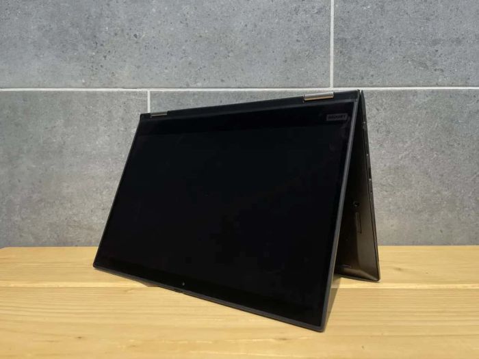 Сенсорний ноутбук Lenovo ThinkPad X390 Yoga/ i5-8265U/ 8Gb/ 256Gb/ 13"/ Full HD/ IPS/ Гарантія