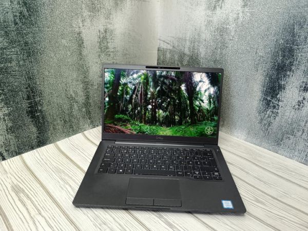 Ноутбук Dell Latitude 7300 \ Сенсорний Full HD \ IPS \ I5-8365U \ Ram 16 GB \ SSD 240 GB - Б/В