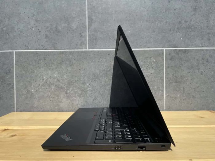 Ноутбук Lenovo ThinkPad E15 G2/ i5-1135G7/ 8Gb DDR4/ 256Gb M2/ 15.6" Full HD/ IPS/ GeForce MX450/ вживаний з гарантією