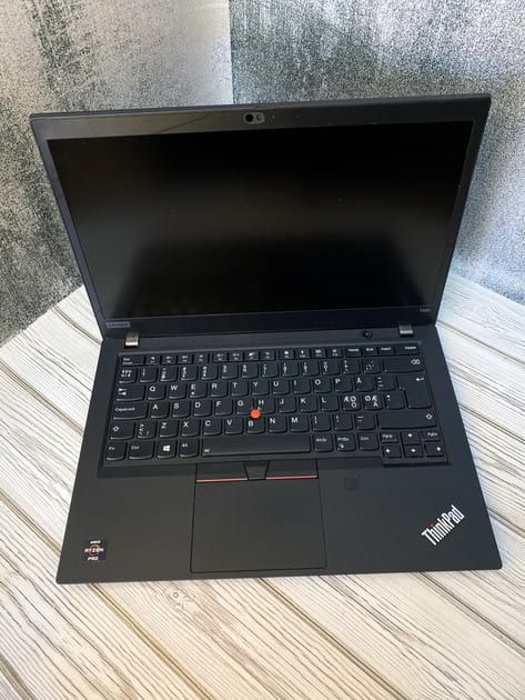 Ноутбук Lenovo Thinkpad T495 \ 14.0" Touch IPS \ Ryzen 5 Pro 3500U \ Ram 16 GB \ SSD 256 GB \ - Б/В