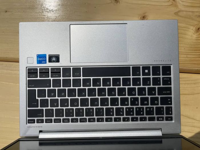Ноутбук HP EliteBook 830 G9/ i5-1235U/ 16Gb DDR5/ 256Gb M2/ 13.3"/ Full HD/ IPS/ вжианий з гарантією